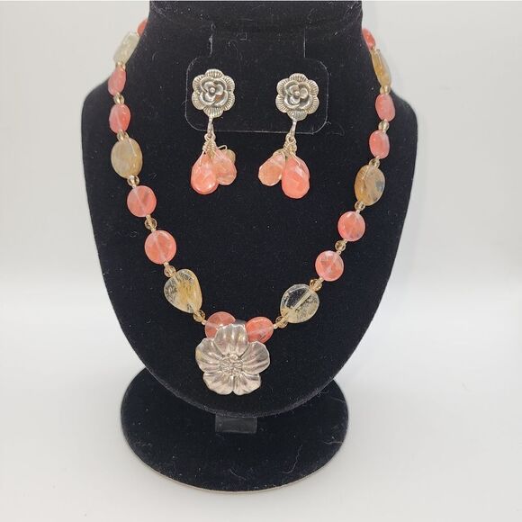 Sterling Silver 925 Vintage Lucite Necklace with .925 Earrings. - Picture 4 of 10